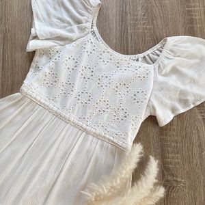 Crochet Maxi Dress 🕊